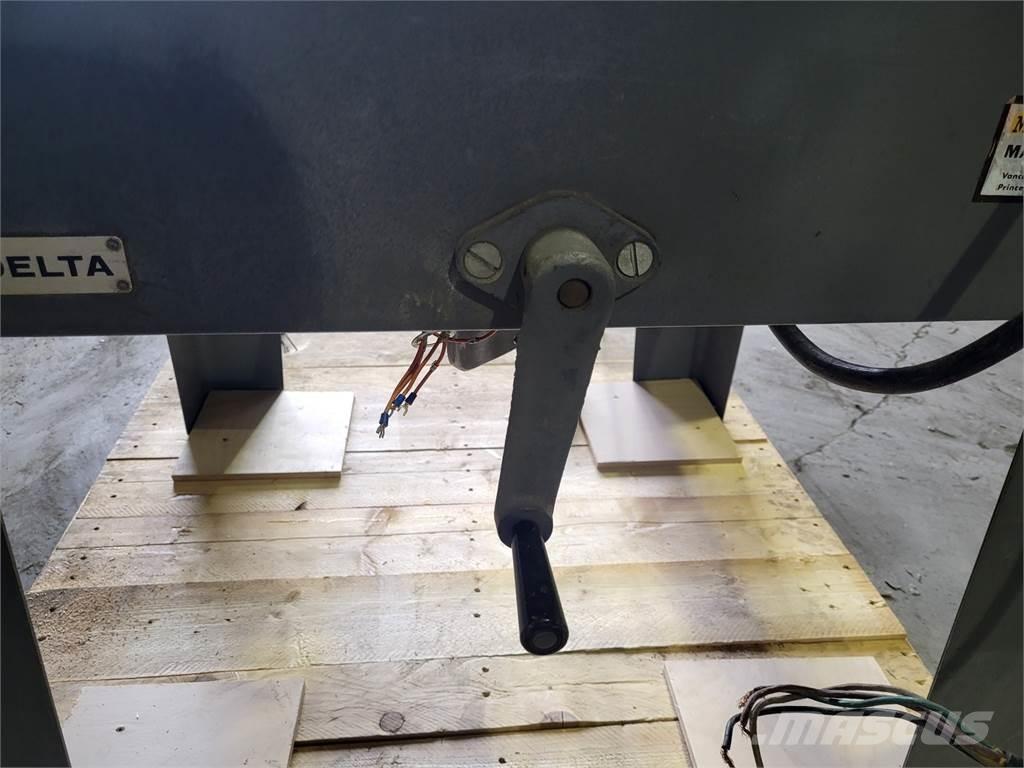 Rockwell 18-RAS Κατασκευές - Άλλα