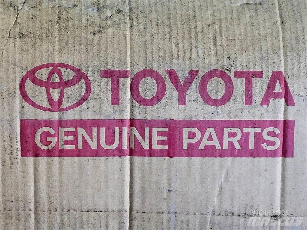 Toyota 67002-60500 Χρηστικές μηχανές