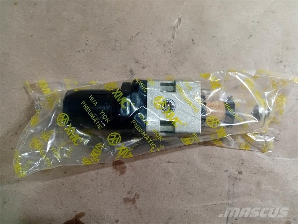  XMC AW2000-02 Κατασκευές - Άλλα