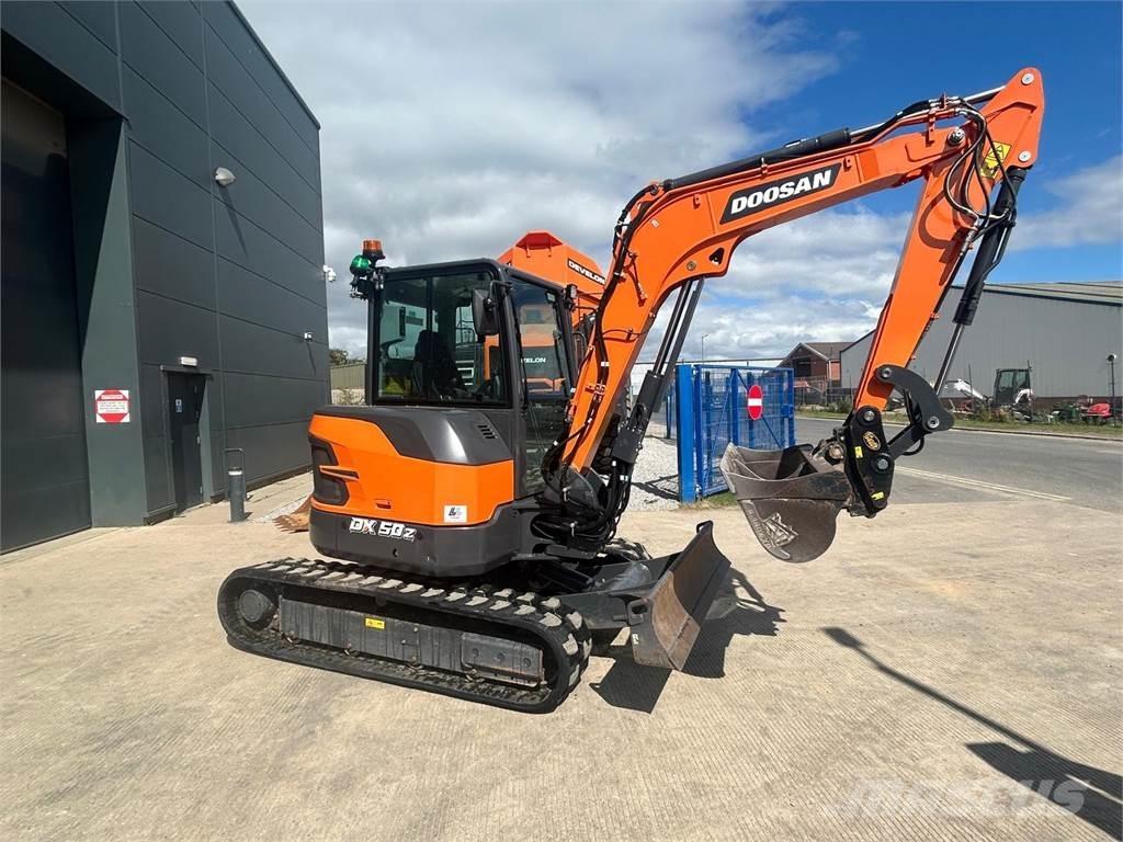 Doosan DX50z Εκσκαφείς με ερπύστριες