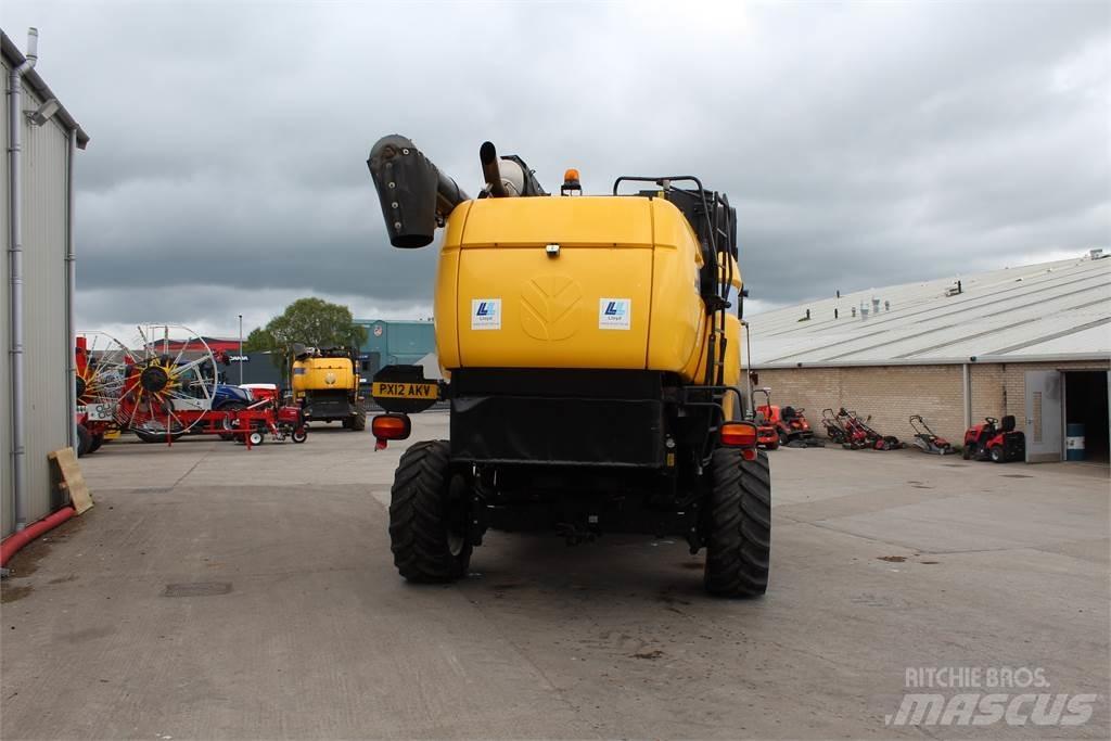 New Holland CX8040 Θεριζοαλωνιστικές μηχανές