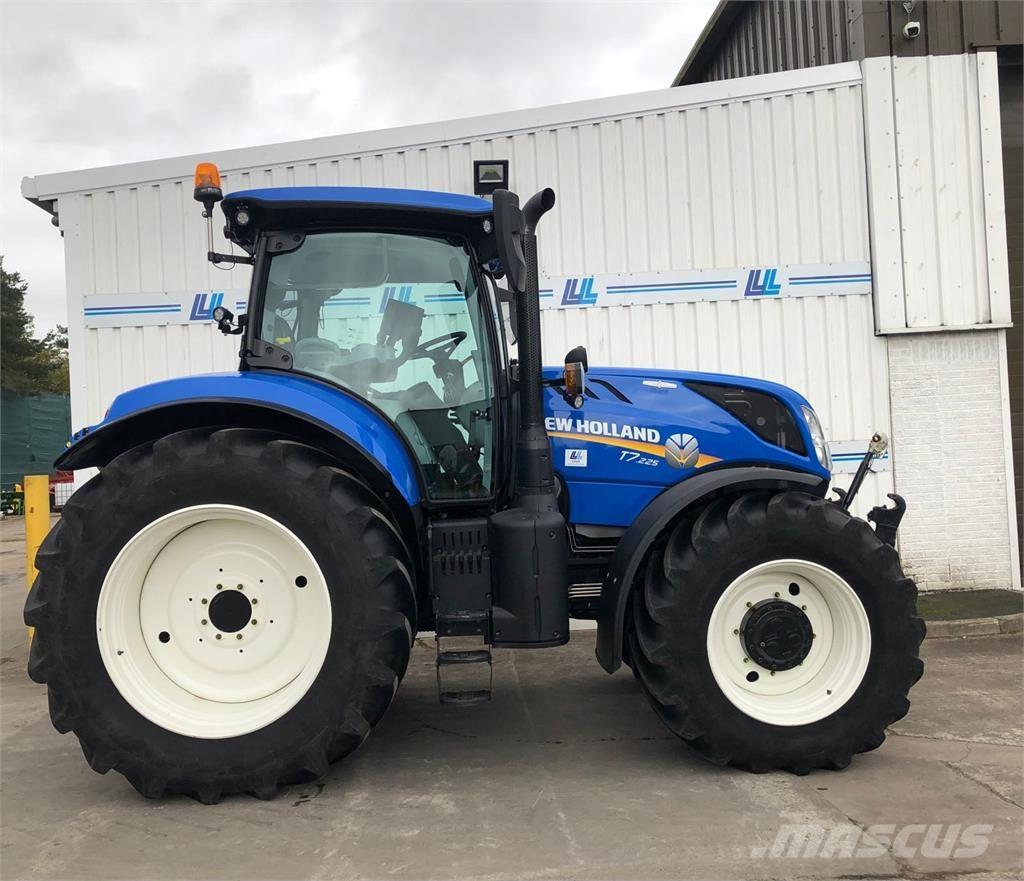 New Holland T7.225 Τρακτέρ