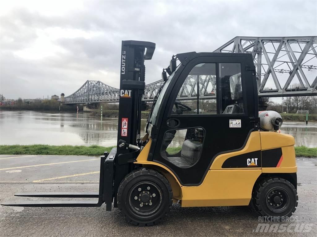 CAT GP30N Περονοφόρα ανυψωτικά κλαρκ - άλλα