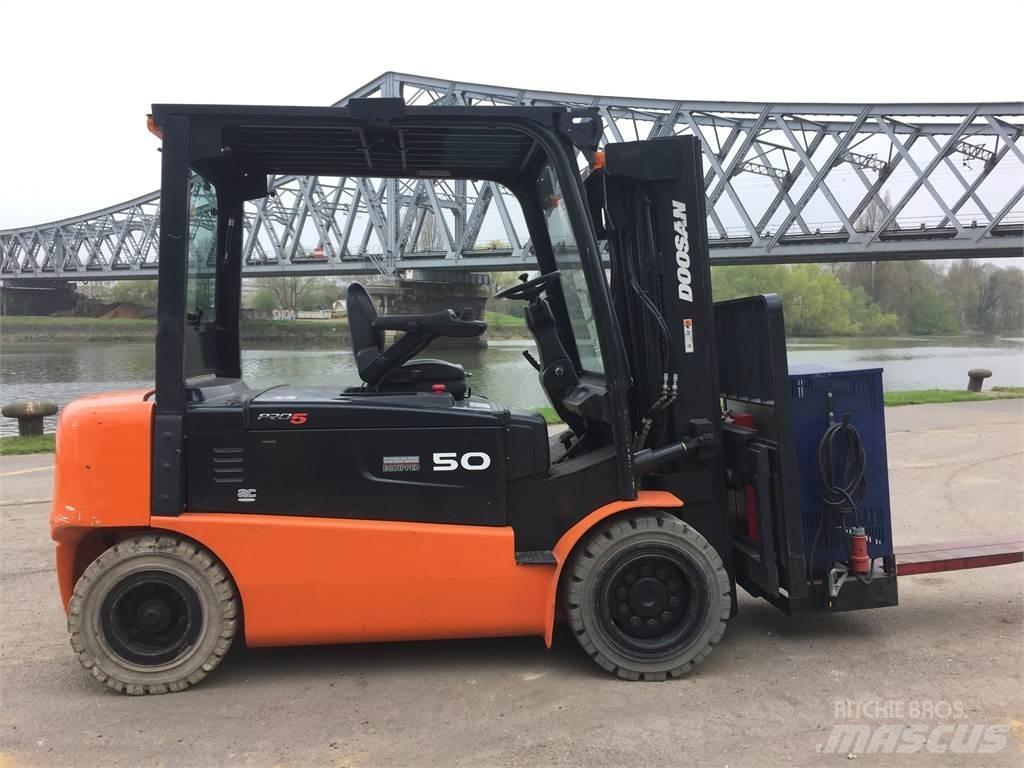 Doosan B50X Περονοφόρα ανυψωτικά κλαρκ - άλλα
