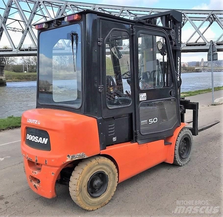 Doosan B50X-5 Περονοφόρα ανυψωτικά κλαρκ - άλλα