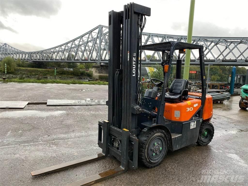 Doosan D30G Περονοφόρα ανυψωτικά κλαρκ - άλλα
