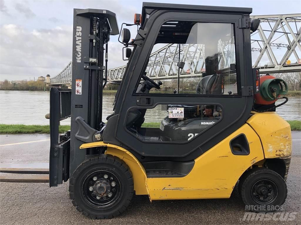Komatsu FG25 Περονοφόρα ανυψωτικά κλαρκ - άλλα