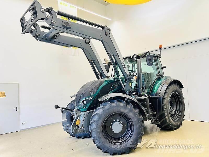 Valtra T174 Τρακτέρ