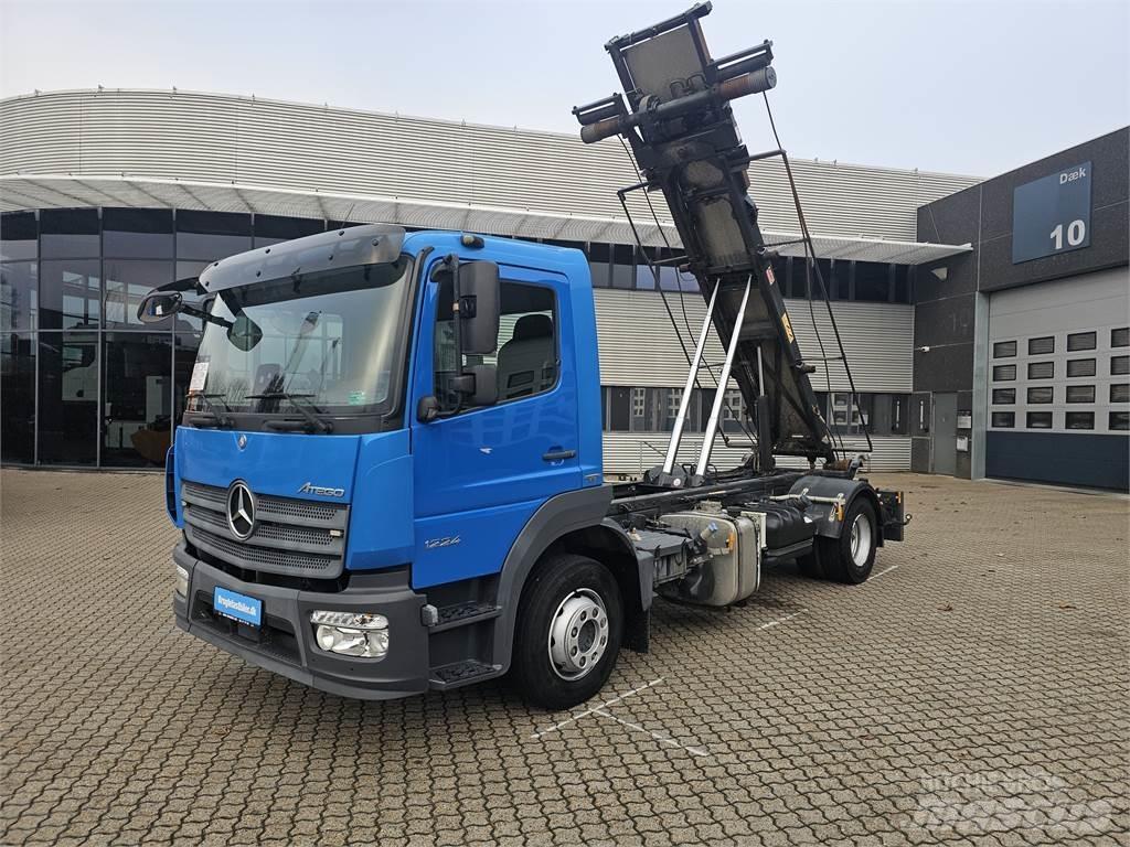 Mercedes-Benz Atego 1224 Φορτηγά με γερανό & γάτζο