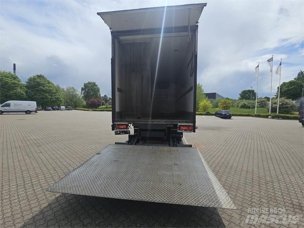 Volvo FE320 Φορτηγά Ψυγεία