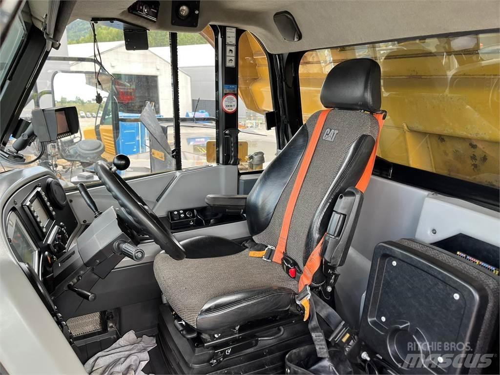 CAT 772G Άκαμπτα Dumper με ανατρεπόμενο κάδο