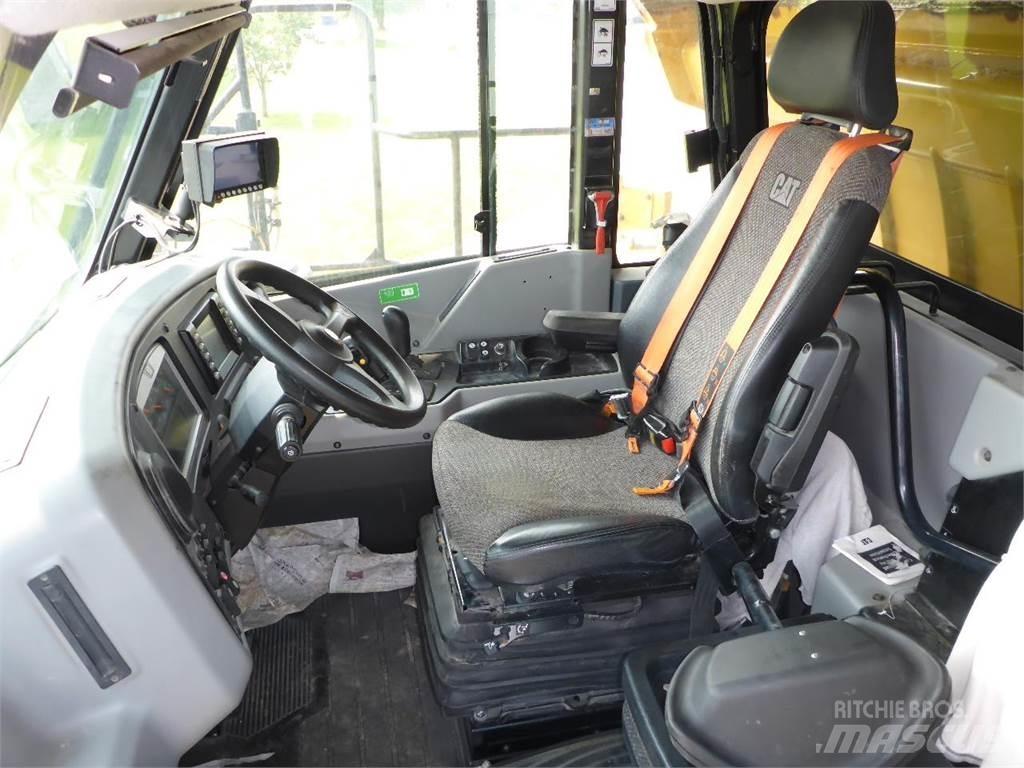 CAT 772G Άκαμπτα Dumper με ανατρεπόμενο κάδο