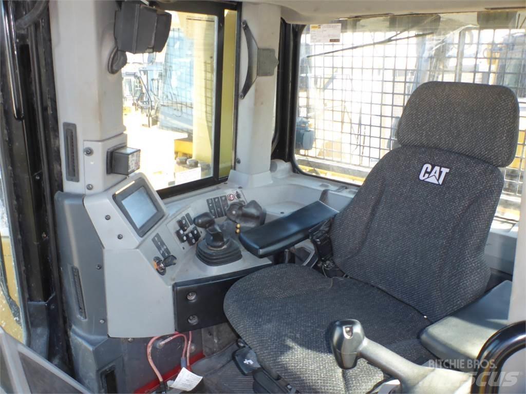CAT D8T Μπουλντόζες με ερπύστριες