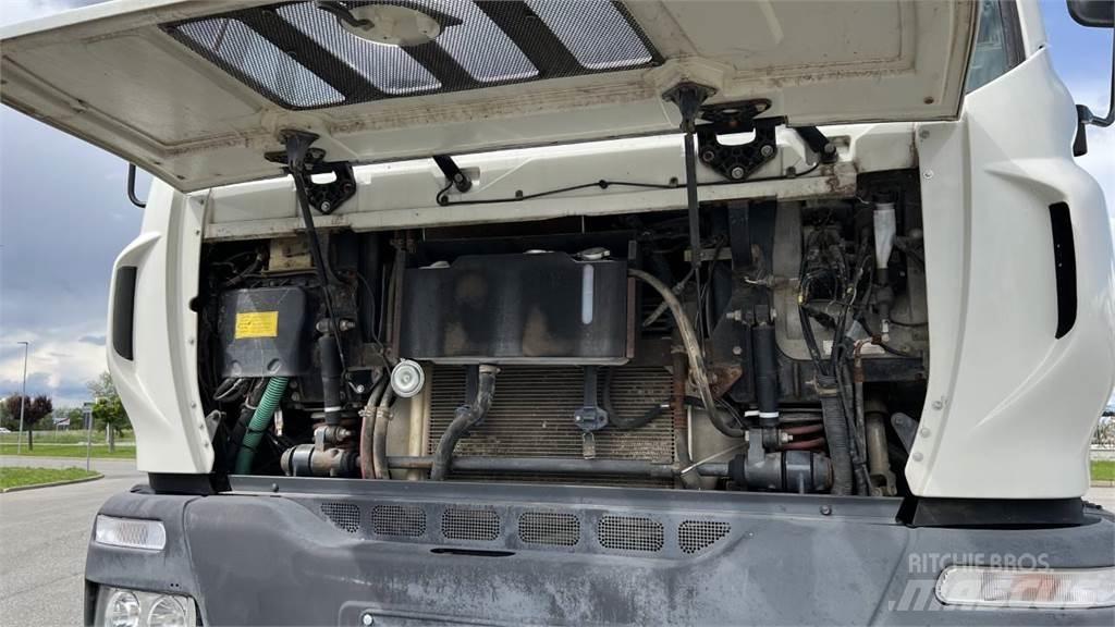 Astra HD8E 44.38 4x4 Βυτιοφόρα φορτηγά