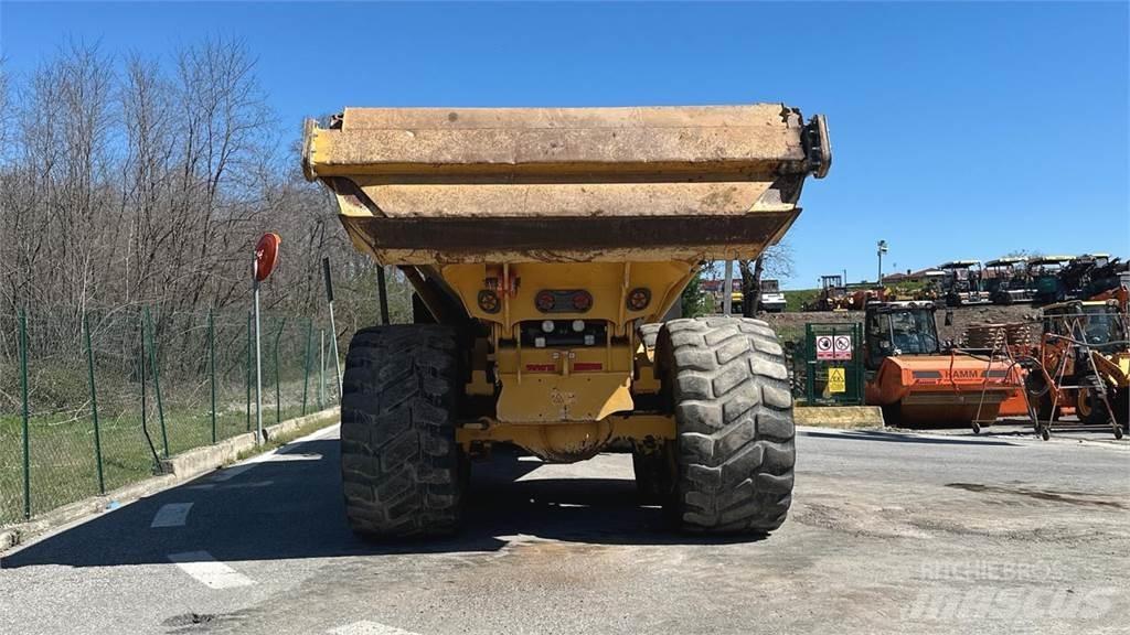 Bell B30E 6x6 Dumpers εργοταξίου