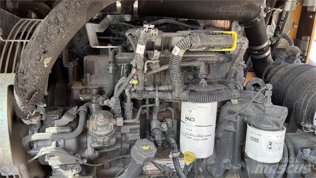 CASE 221F 4x4 Φορτωτές με λάστιχα (Τροχοφόροι)