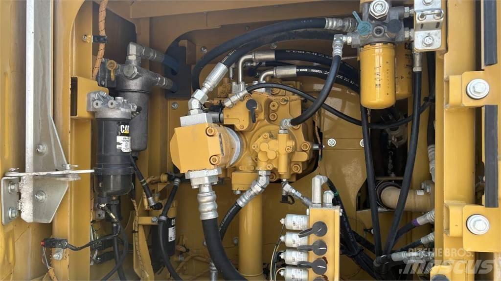 CAT 323 FLN Εκσκαφείς με ερπύστριες