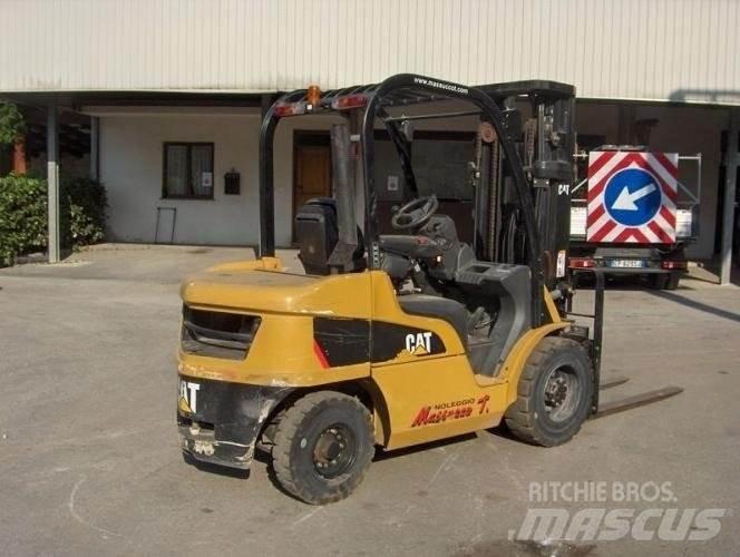 CAT DP30N Πετρελαιοκίνητα Κλαρκ