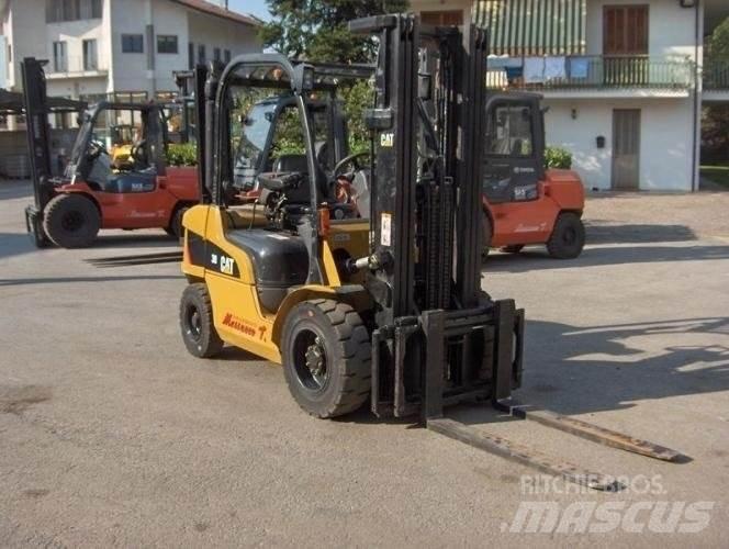 CAT DP30N Πετρελαιοκίνητα Κλαρκ