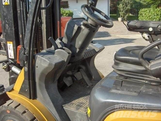 CAT DP30N Πετρελαιοκίνητα Κλαρκ