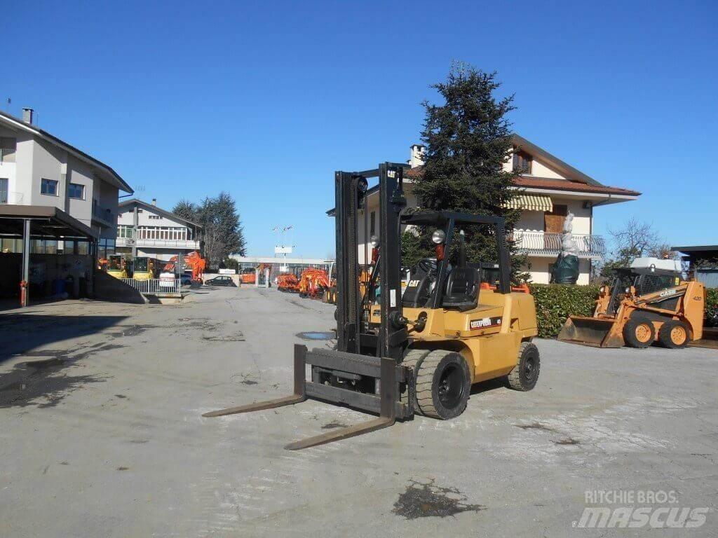 CAT DP40KL Πετρελαιοκίνητα Κλαρκ