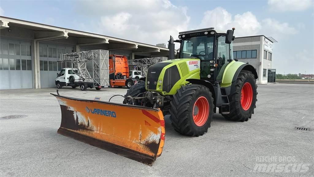 CLAAS Axion 810 4x4 Εκχιονιστήρες και χιονοδιώχτες