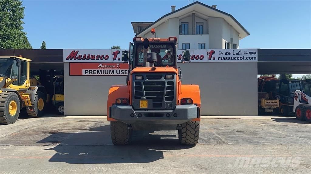 Doosan DL250-5 Φορτωτές με λάστιχα (Τροχοφόροι)