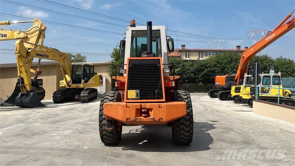 Fiat-Hitachi FR90 4X4 Φορτωτές με λάστιχα (Τροχοφόροι)