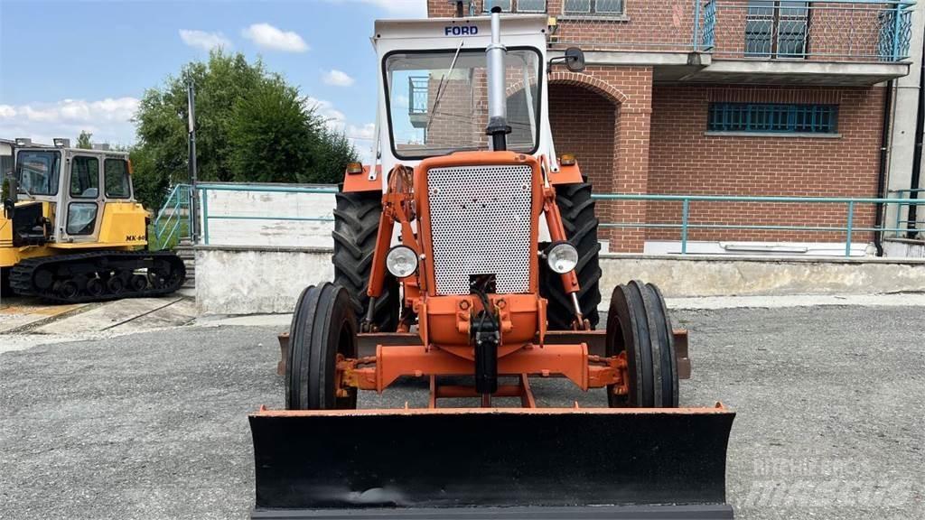 Ford 5600 4X2 Μπουλντόζες με ερπύστριες