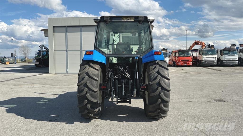 Ford 8240 4x4 Εκχιονιστήρες και χιονοδιώχτες