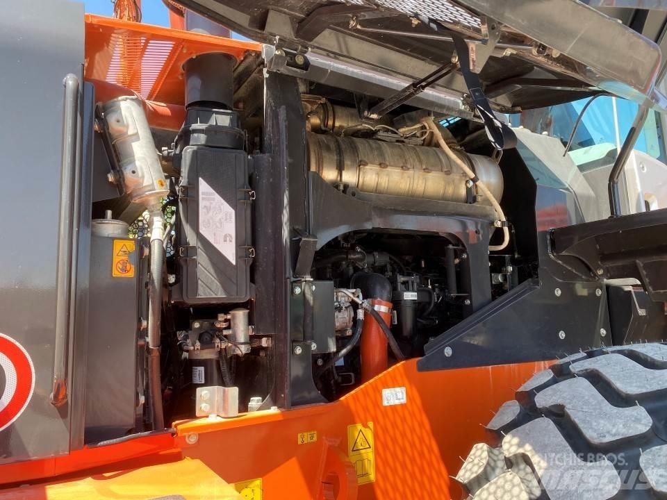 Hitachi ZW250-6 Φορτωτές με λάστιχα (Τροχοφόροι)
