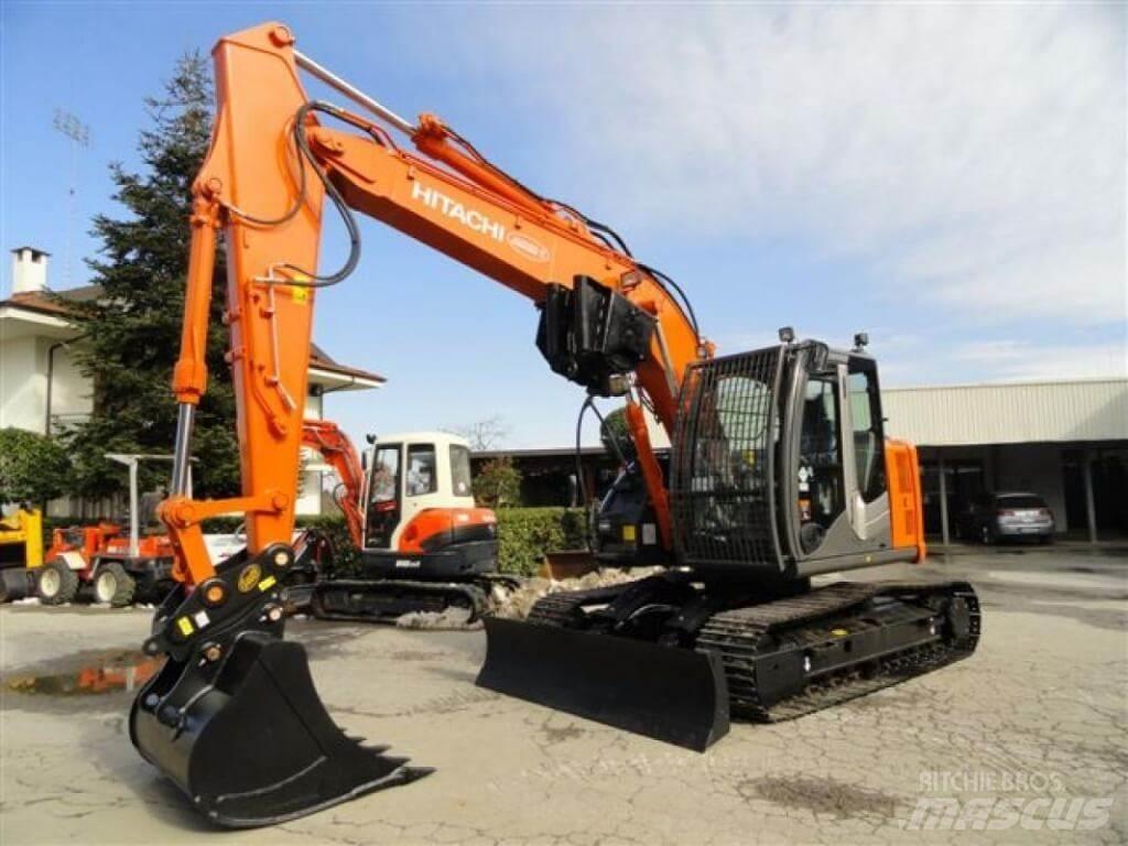 Hitachi ZX135 US-6 Εκσκαφείς