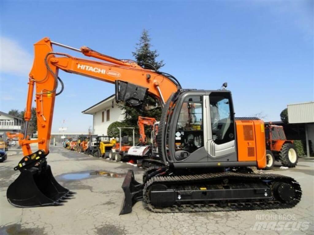 Hitachi ZX135 US-6 Εκσκαφείς
