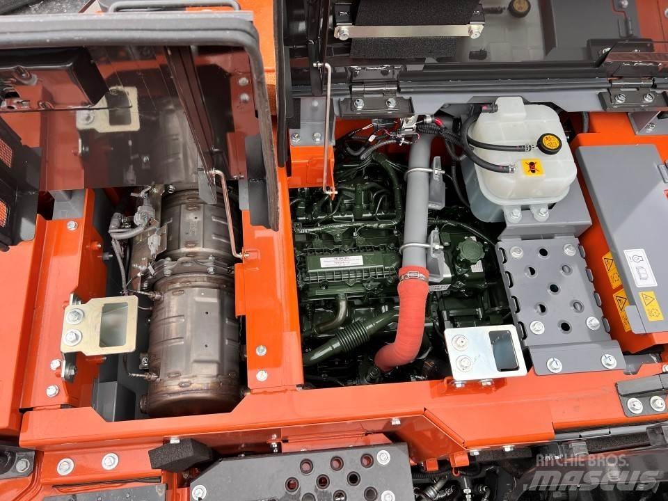 Hitachi ZX135US-7 Εκσκαφείς