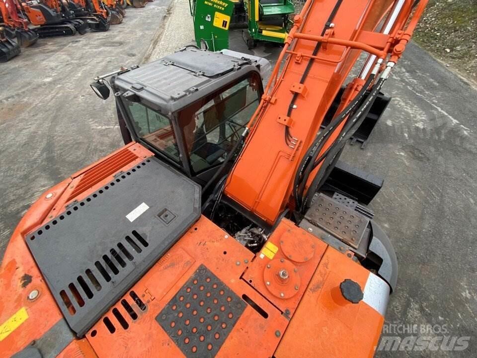 Hitachi ZX225 USBLC Εκσκαφείς με ερπύστριες