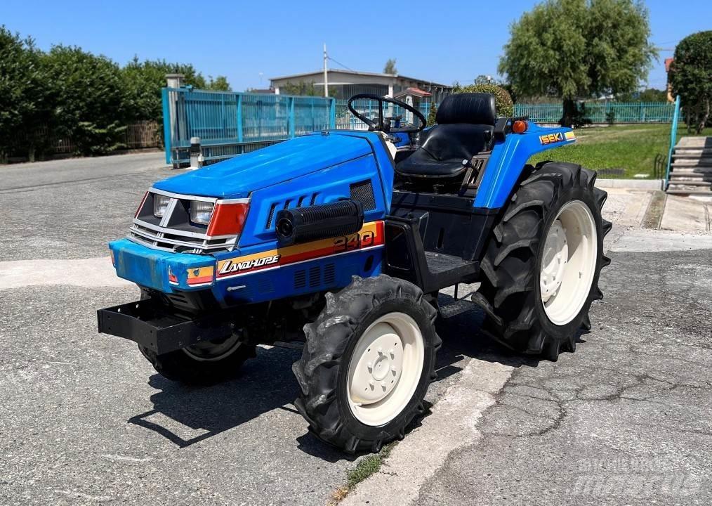Iseki 240 4x4 Εκχιονιστήρες και χιονοδιώχτες