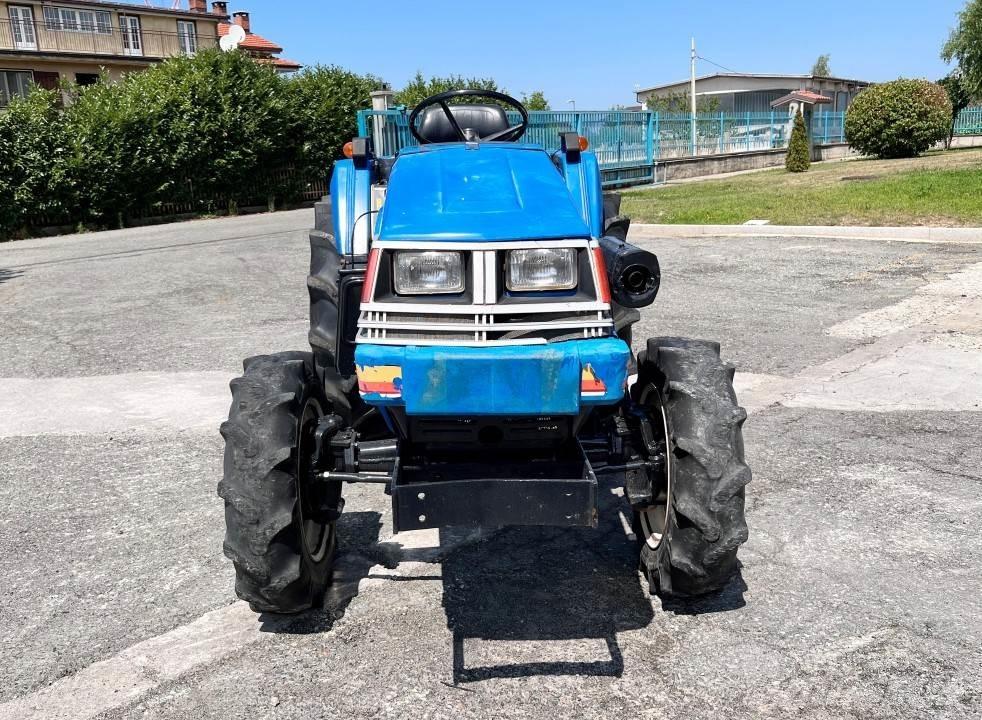 Iseki 240 4x4 Εκχιονιστήρες και χιονοδιώχτες