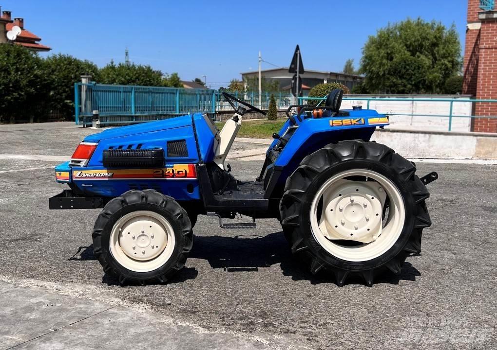 Iseki 240 4x4 Εκχιονιστήρες και χιονοδιώχτες