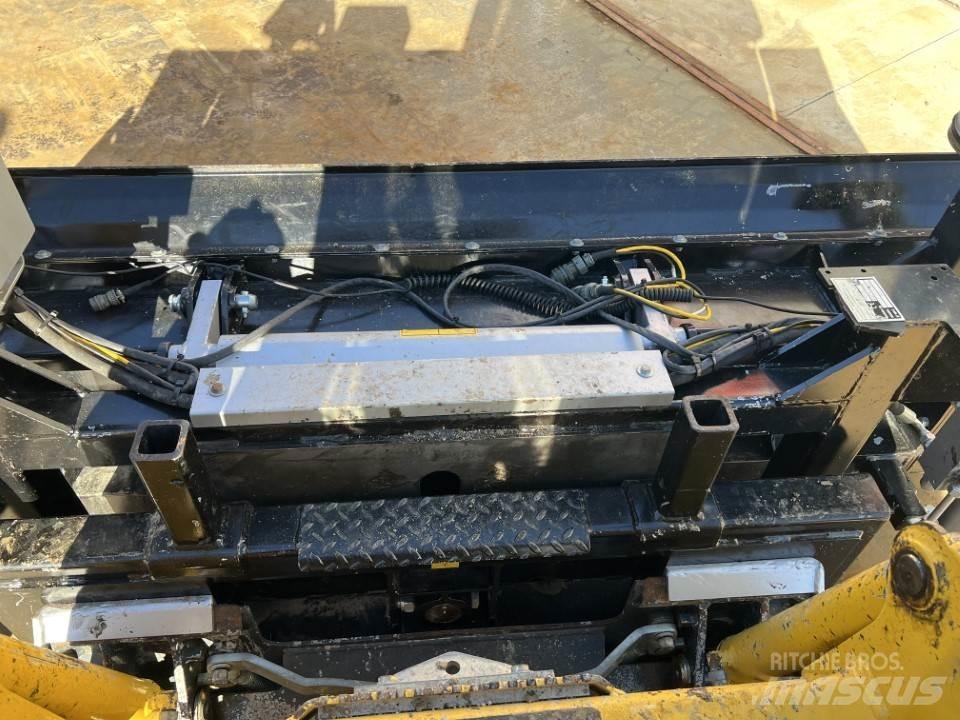 Komatsu CK 20 HF Φορτωτάκια