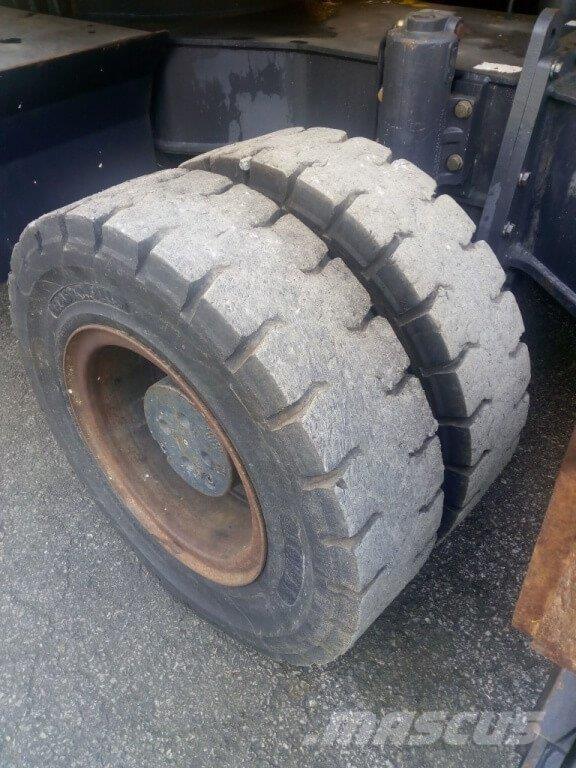 Komatsu PW220-MH Εκσκαφείς με τροχούς - λάστιχα