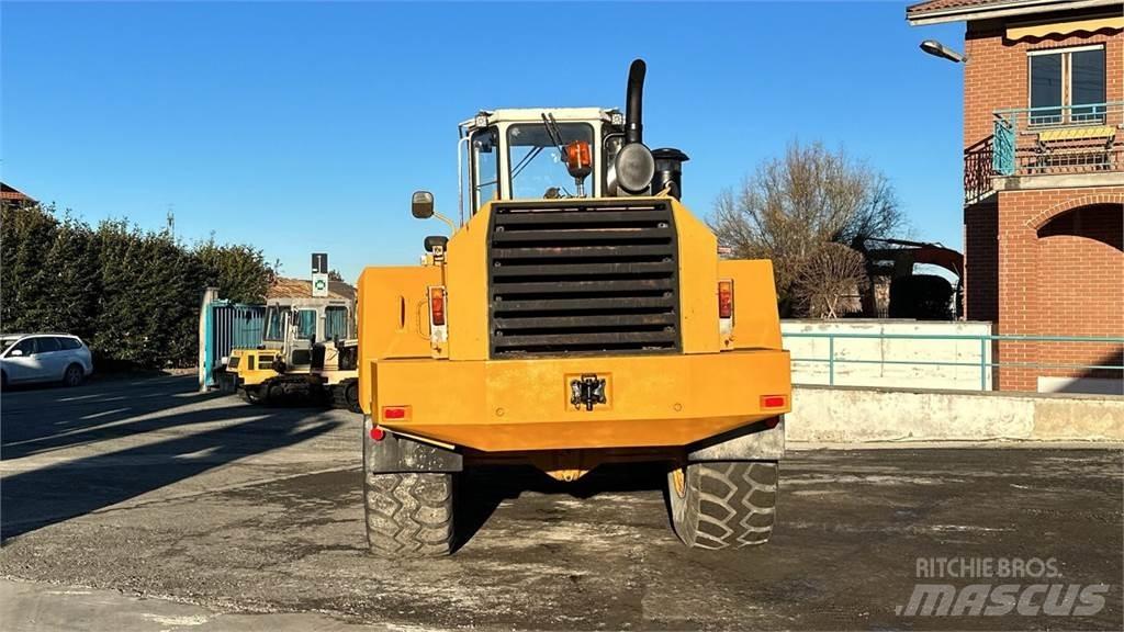 Liebherr L 551 Φορτωτές με λάστιχα (Τροχοφόροι)