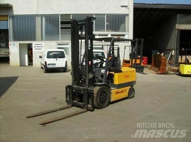 TCM VM400 FB30 Ηλεκτρικά περονοφόρα ανυψωτικά κλαρκ