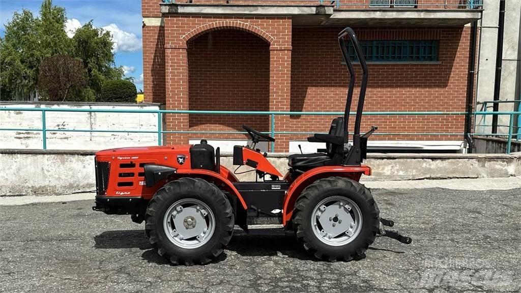 Tigretrac 3800 4x4 Εκχιονιστήρες και χιονοδιώχτες