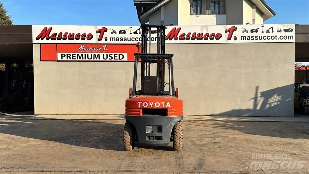 Toyota 02-5FD40 Πετρελαιοκίνητα Κλαρκ