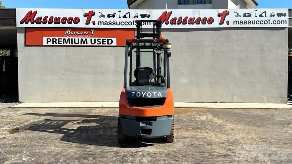 Toyota 02-8FDF30 Πετρελαιοκίνητα Κλαρκ