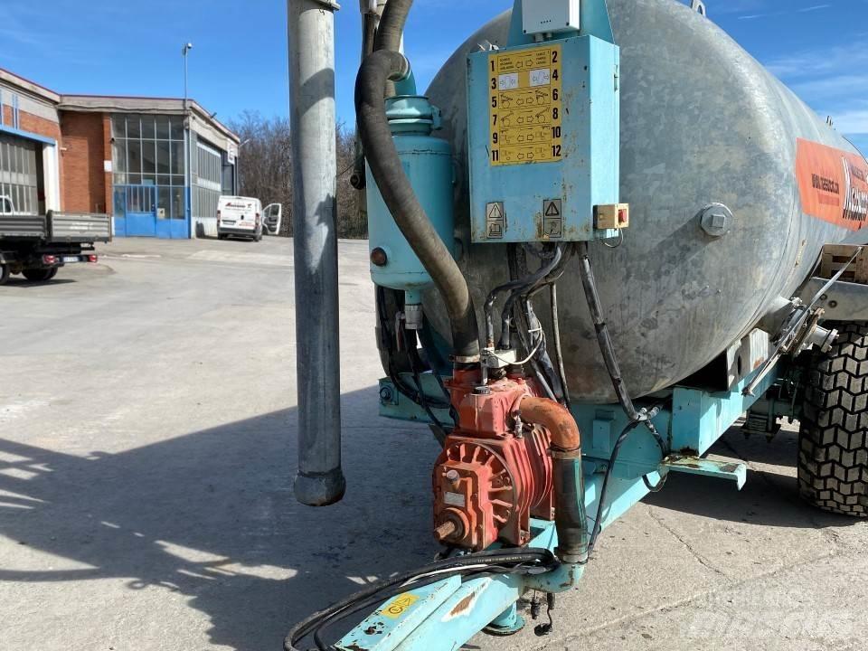 Vaia MB 141 Βυτιοφόρα φορτηγά