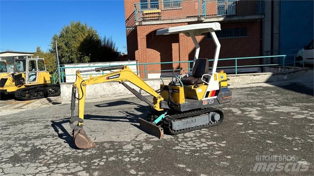 Yanmar B12-1 Εκσκαφάκι (διαβολάκι) < 7t