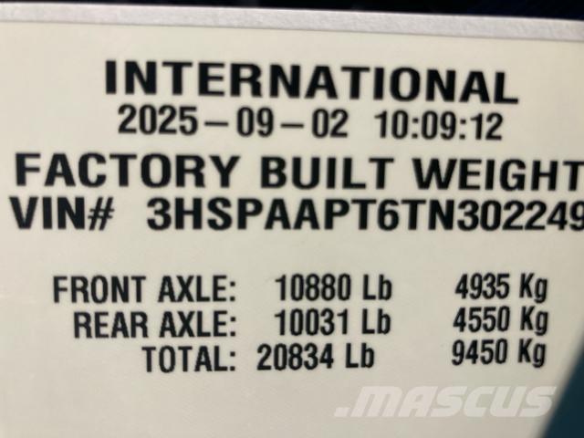 International HX Τράκτορες