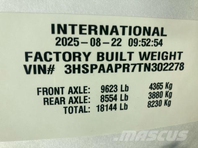 International HX Τράκτορες