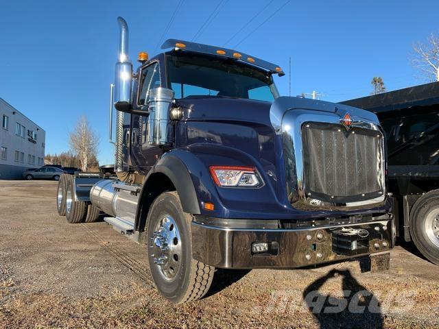 International HX Τράκτορες